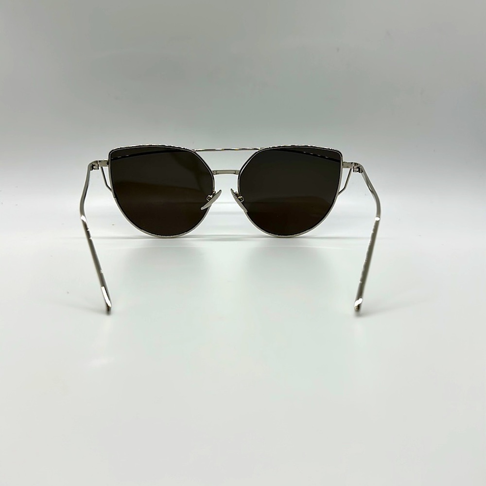 Women’s Basic Cat Eye Shades - Picture 3 of 3